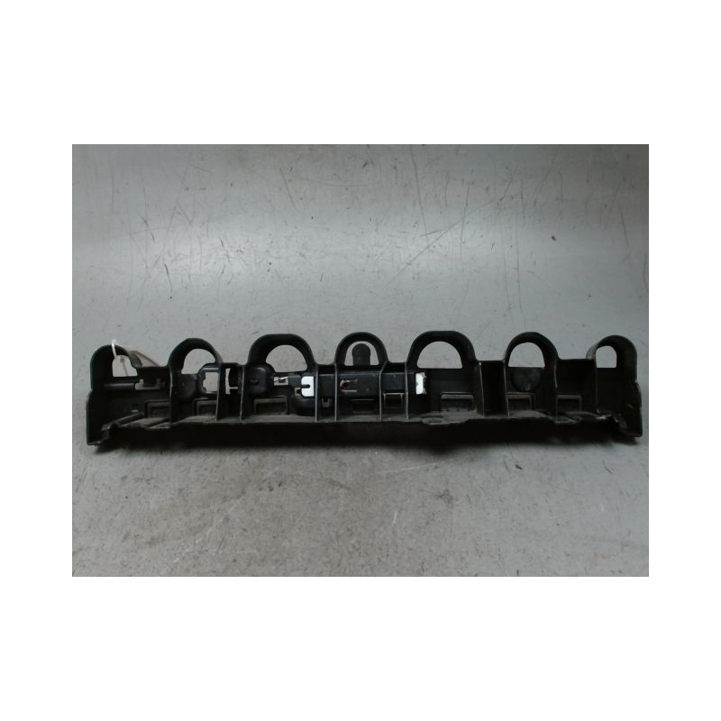 SUPPORT CENTRAL PARE-CHOC ARRIERE  RENAULT CLIO