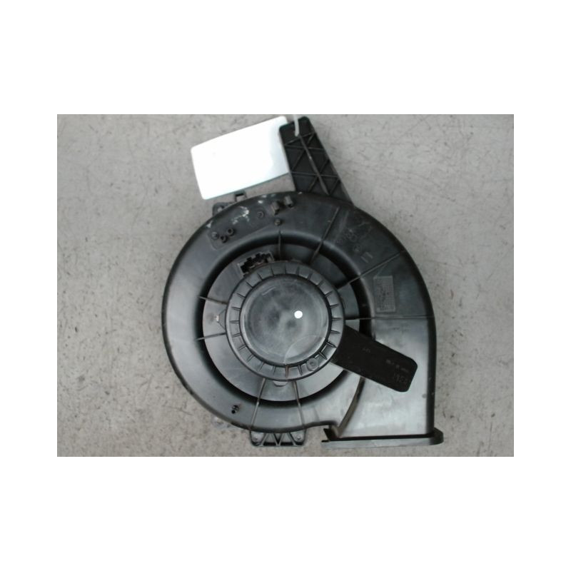 MOTEUR VENTILATEUR CHAUFFAGE VOLKSWAGEN POLO 2009-