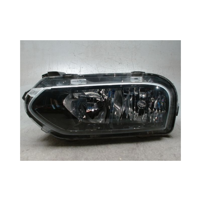 PHARE GAUCHE DACIA SPRING