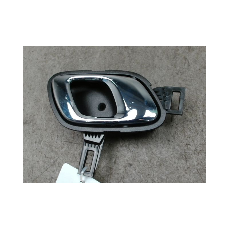 POIGNEE INTERIEURE PORTE AVANT DROIT DACIA SPRING
