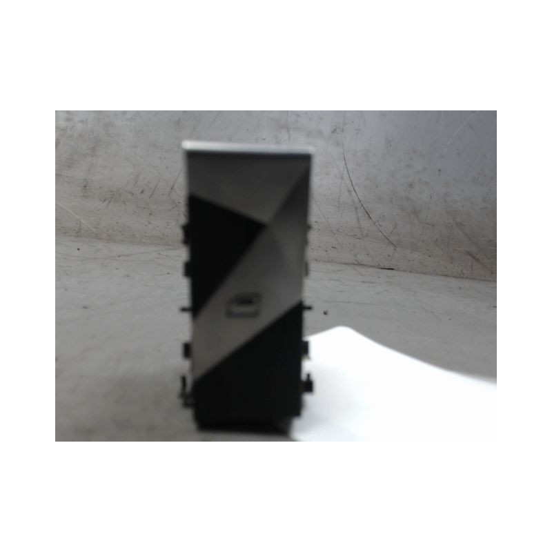 COMMANDE LEVE-GLACE PORTE ARD DS DS7