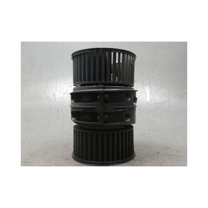 MOTEUR VENTILATEUR CHAUFFAGE RENAULT MEGANE