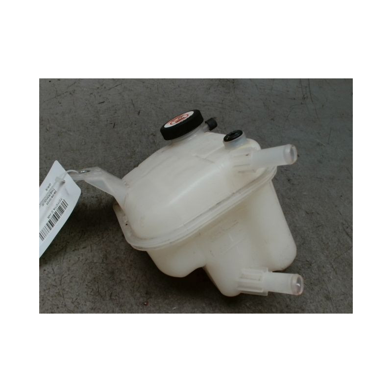 VASE EXPANSION TOYOTA C-HR