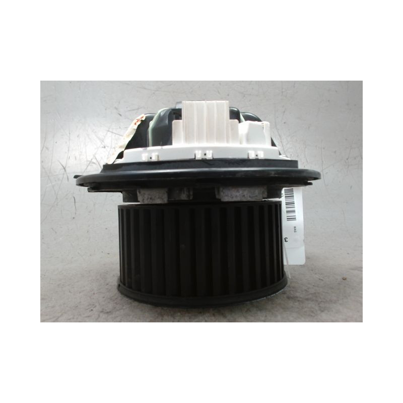 MOTEUR VENTILATEUR CHAUFFAGE B.M.W. X3