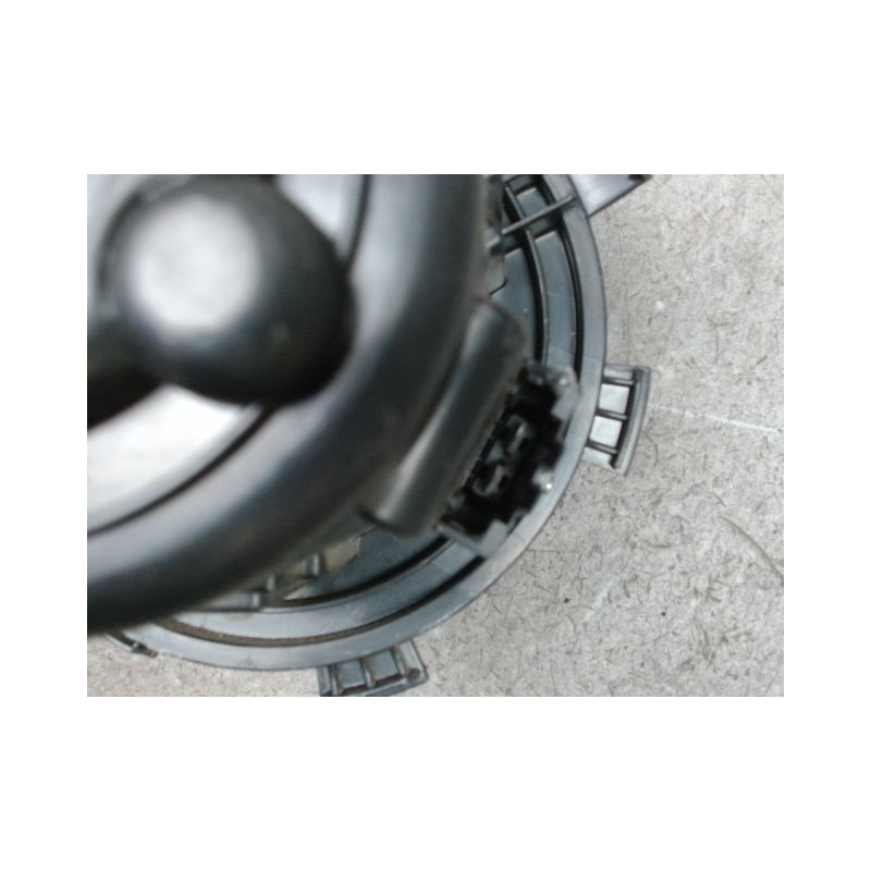 MOTEUR VENTILATEUR CHAUFFAGE CITROEN C5 2008-