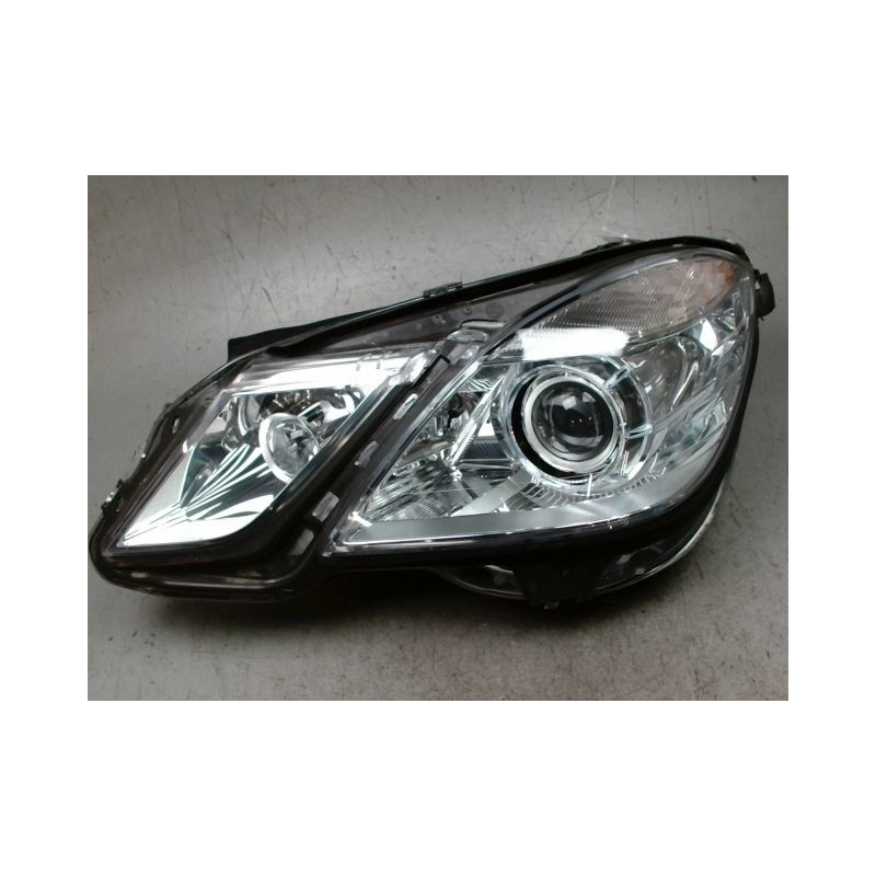 PHARE GAUCHE MERCEDES CLASSE E