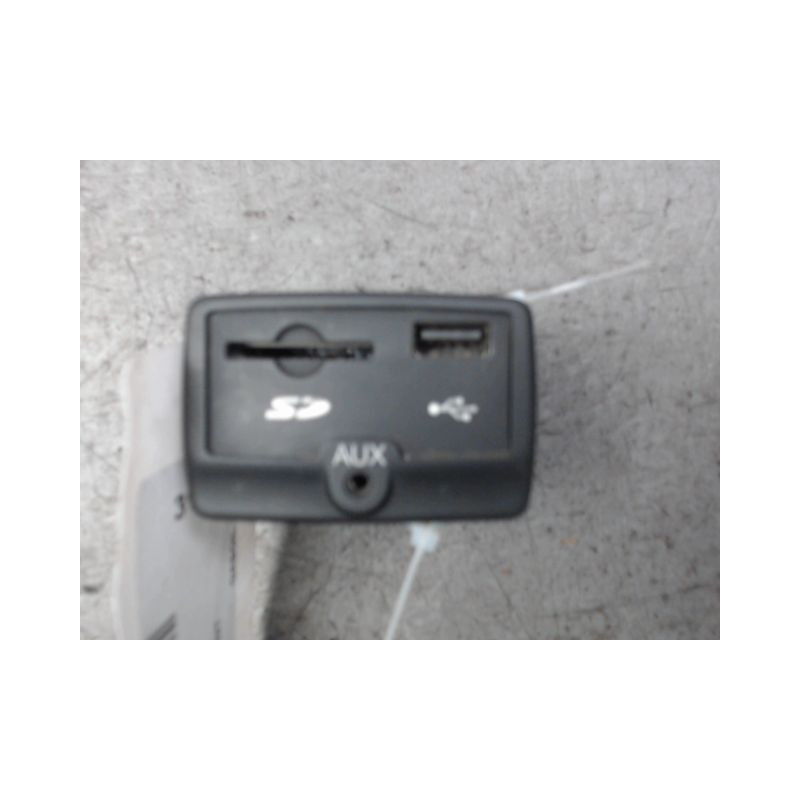 PORT USB/AUX ALFA ROMEO GIULIETTA