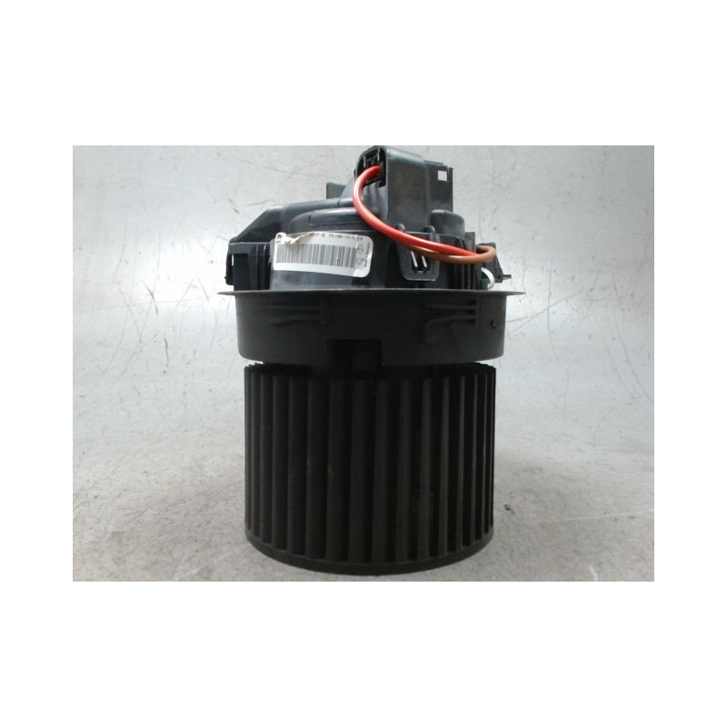MOTEUR VENTILATEUR CHAUFFAGE DACIA SANDERO