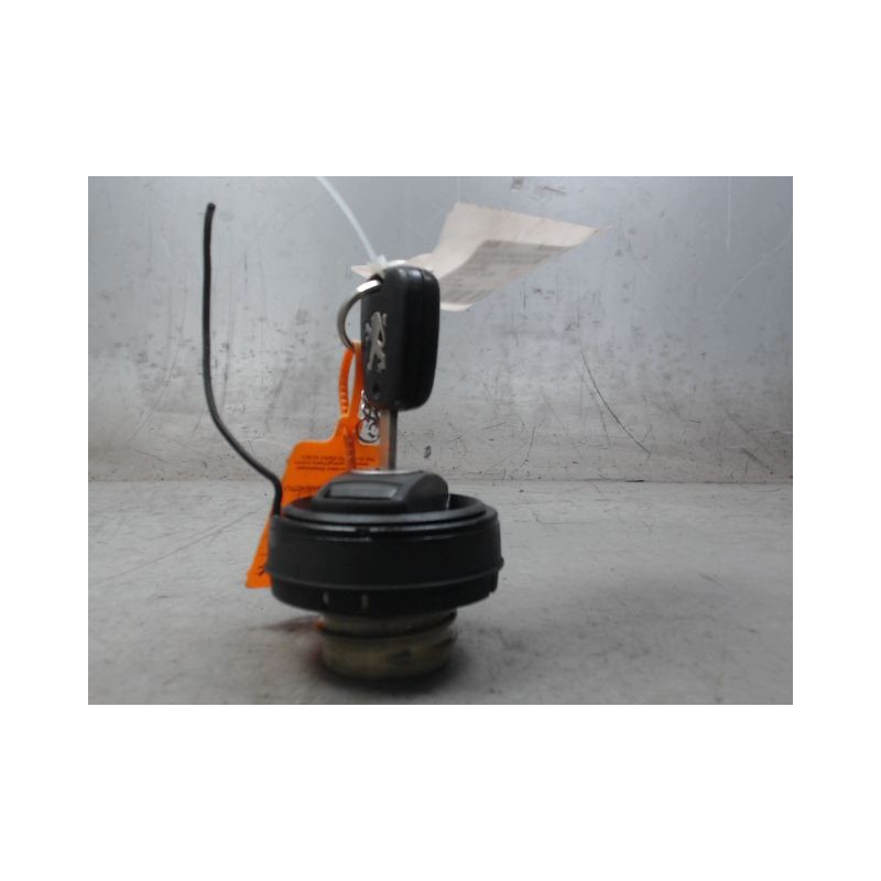 BOUCHON RESERVOIR A CARBURANT PEUGEOT 107 5P