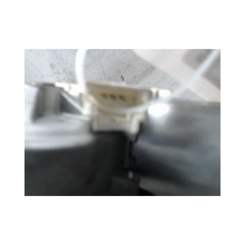 MECANISME ESSUIE-GLACE ARRIERE NISSAN MICRA 2005-2007