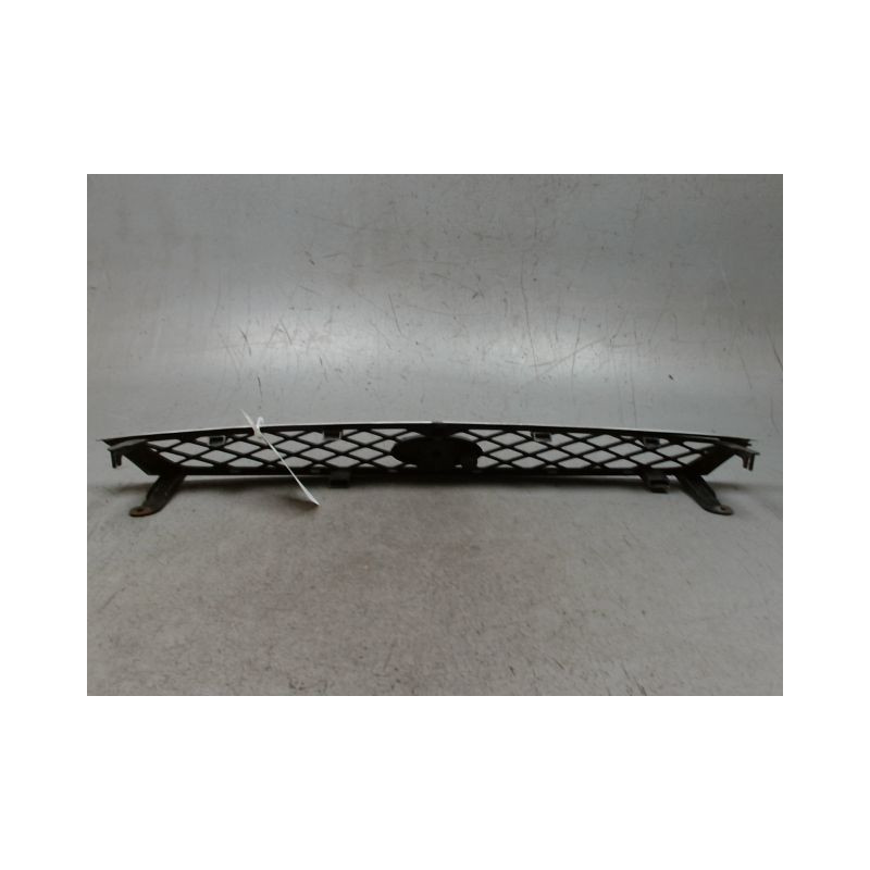 CALANDRE FORD FOCUS CLIPPER 98-04