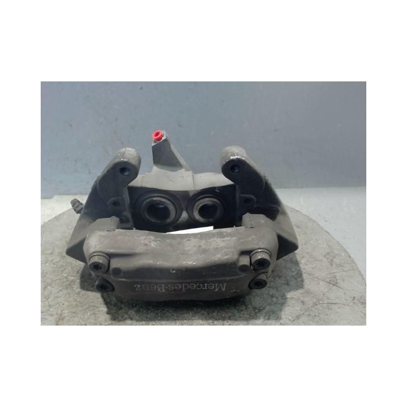 ETRIER DE FREIN AVANT DROIT MERCEDES SLK