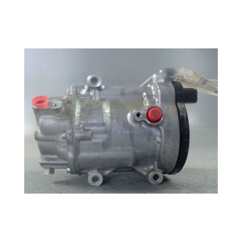 COMPRESSEUR AIR CONDITIONNE TOYOTA YARIS CRO