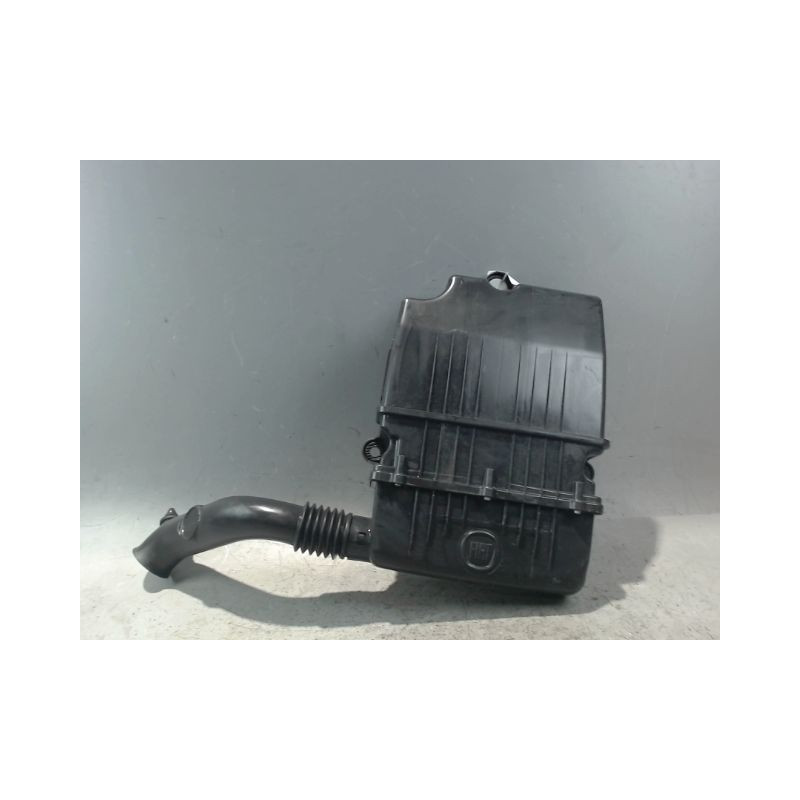 BOITIER FILTRE A AIR FIAT GRANDE PUNTO 2005-