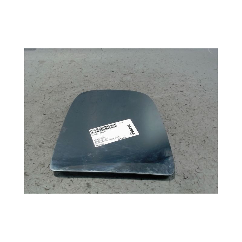GLACE RETROVISEUR EXT D IVECO 35C12