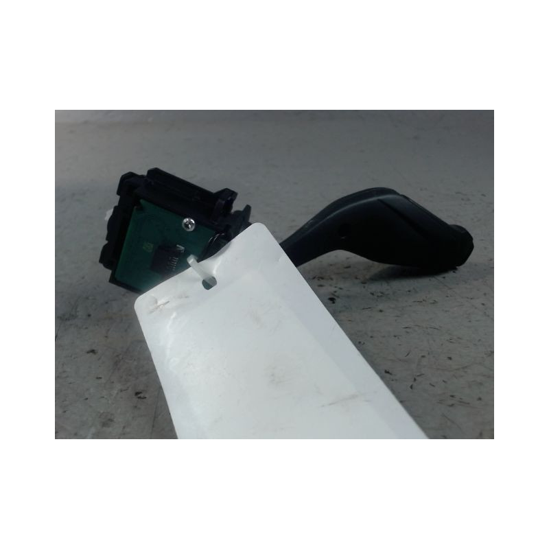 COMMANDE CLIGNOTANT FORD RANGER 2002 -