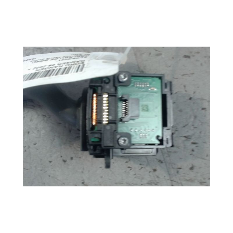 COMMANDE ESSUIE GLACE FORD RANGER 2002 -