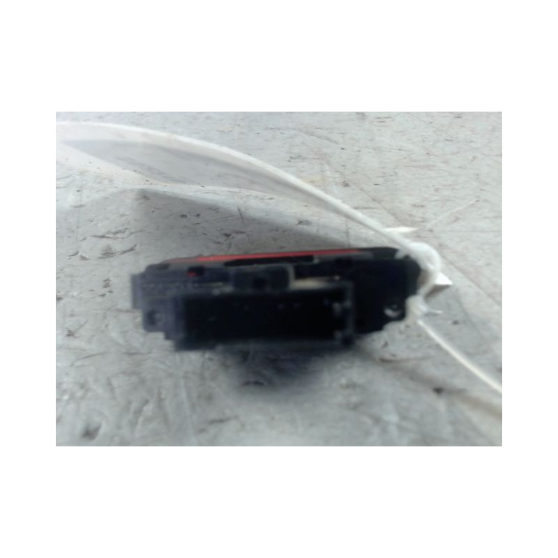 BOUTON DE WARNING FORD RANGER 2002 -