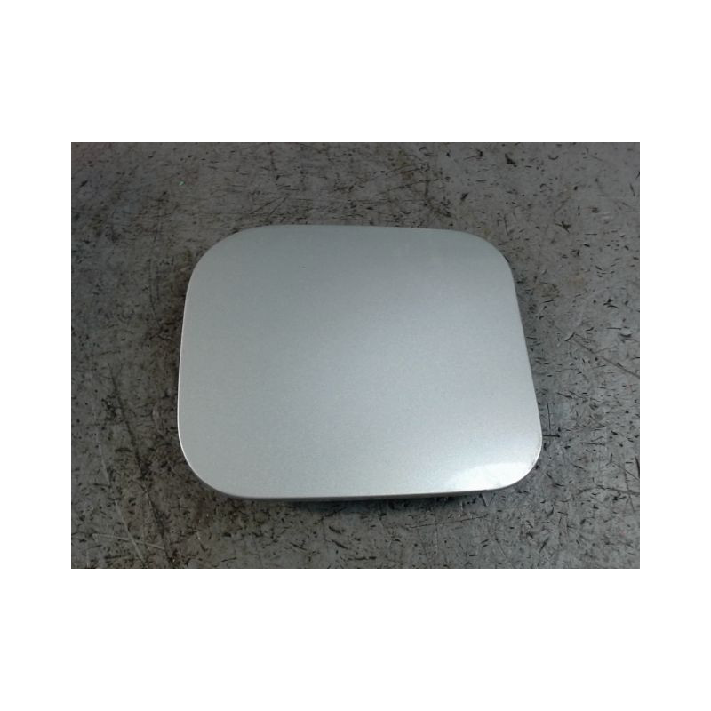VOLET DE TRAPPE CARBURANT TOYOTA HILUX