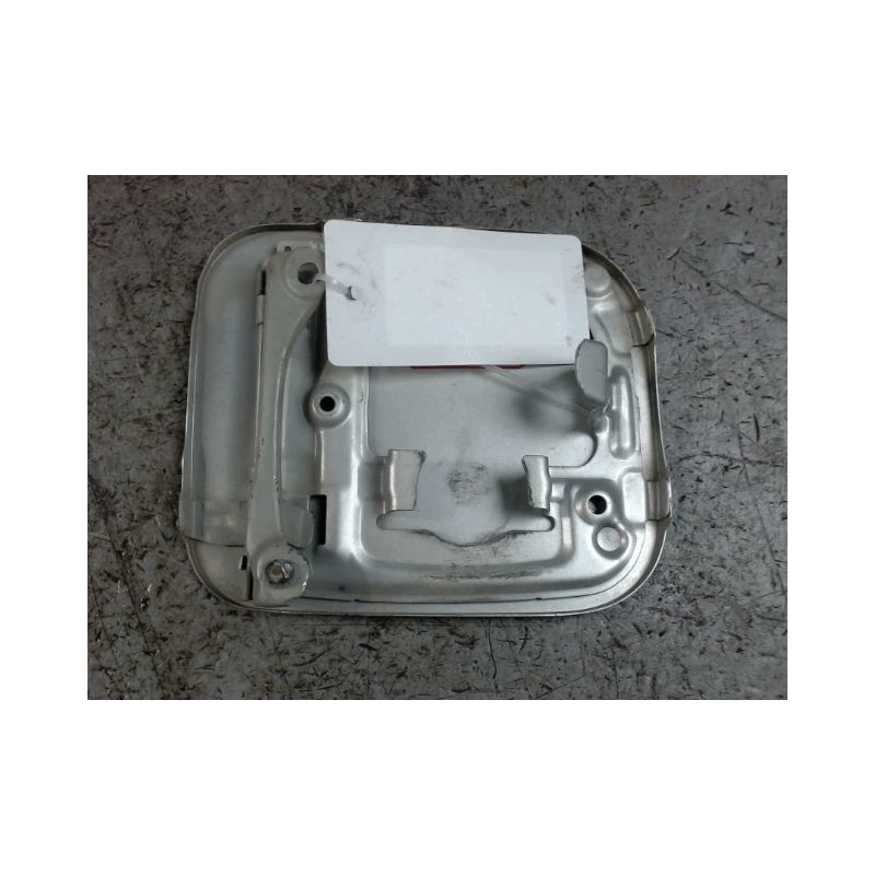 VOLET DE TRAPPE CARBURANT TOYOTA HILUX