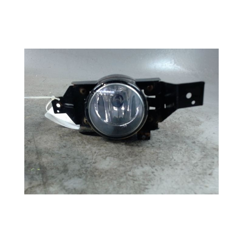 PHARE ANTIBROUILLARD AVANT DROIT SUZUKI JIMNY -2005