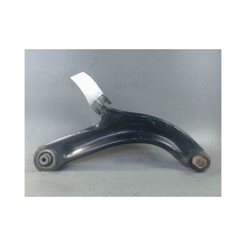 TRIANGLE INFERIEUR AVANT DROIT RENAULT CLIO III 2009-