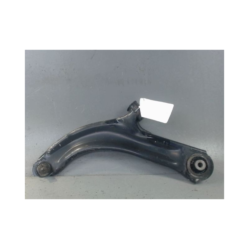 TRIANGLE INFERIEUR AVANT GAUCHE RENAULT CLIO III 2009-