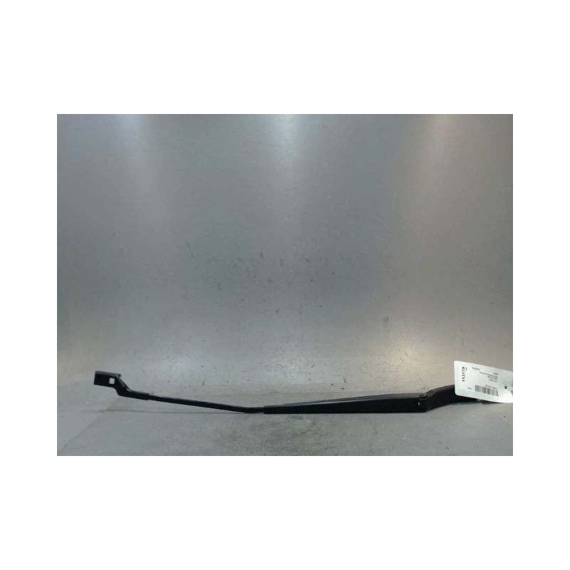 BRAS ESSUIE-GLACE AVANT DROIT FORD FOCUS
