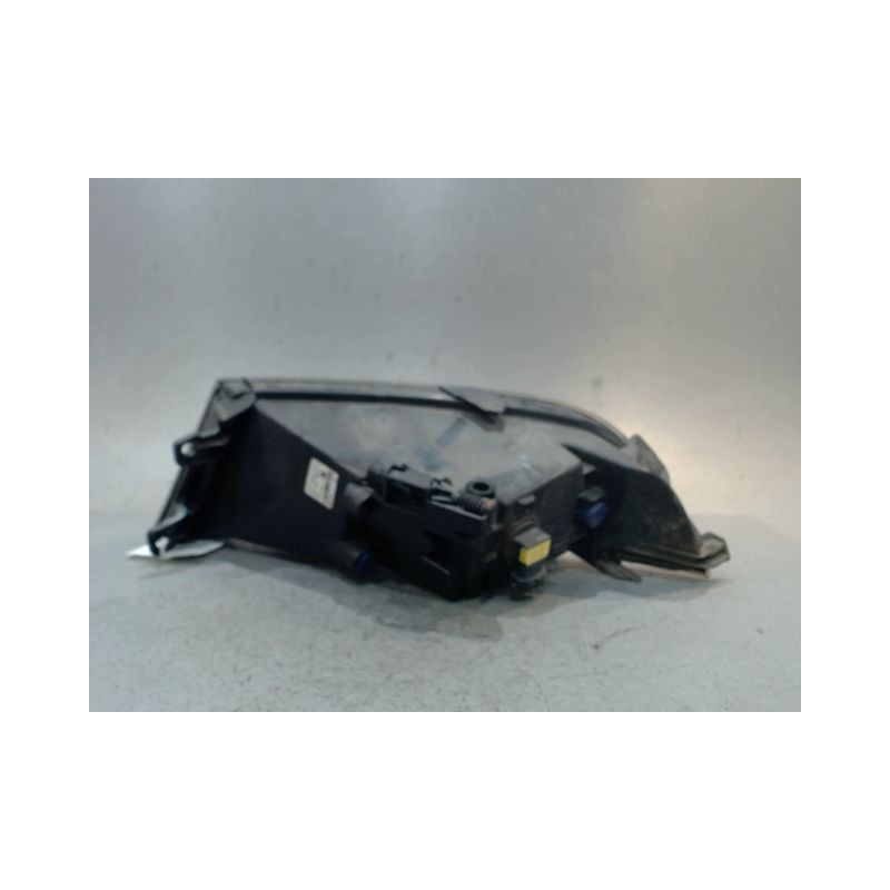 PHARE ANTIBROUILLARD AVANT DROIT SKODA FABIA