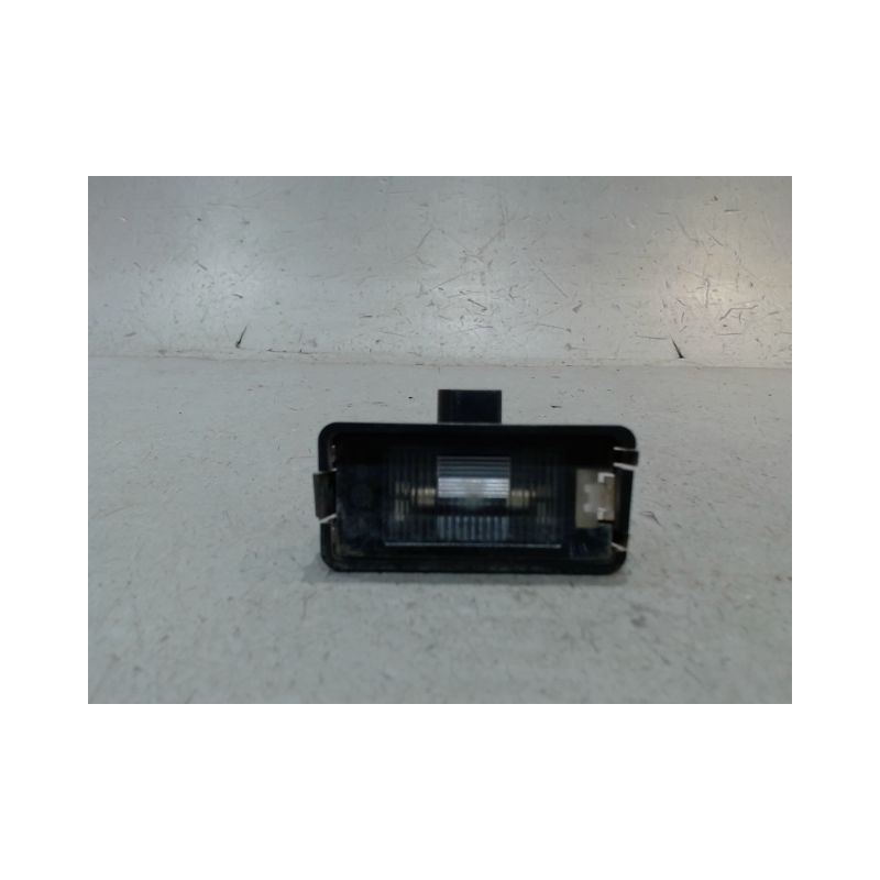 ECLAIREUR PLAQUE DE POLICE GAUCHE SEAT LEON
