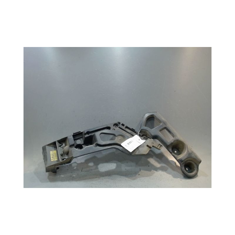 SUPPORT PARE-CHOC ARD RENAULT CLIO