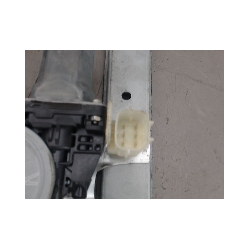 MECANISME LEVE-GLACE AVANT DROIT NISSAN MICRA