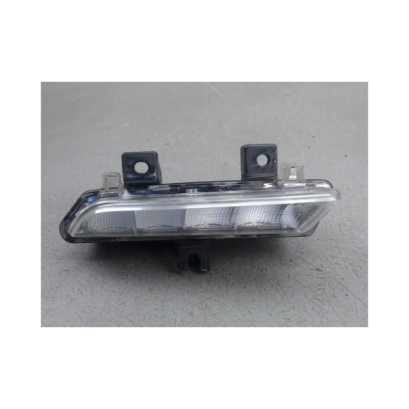 FEUX POSITION GAUCHE RENAULT CLIO