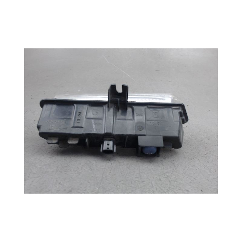 FEUX POSITION GAUCHE RENAULT CLIO