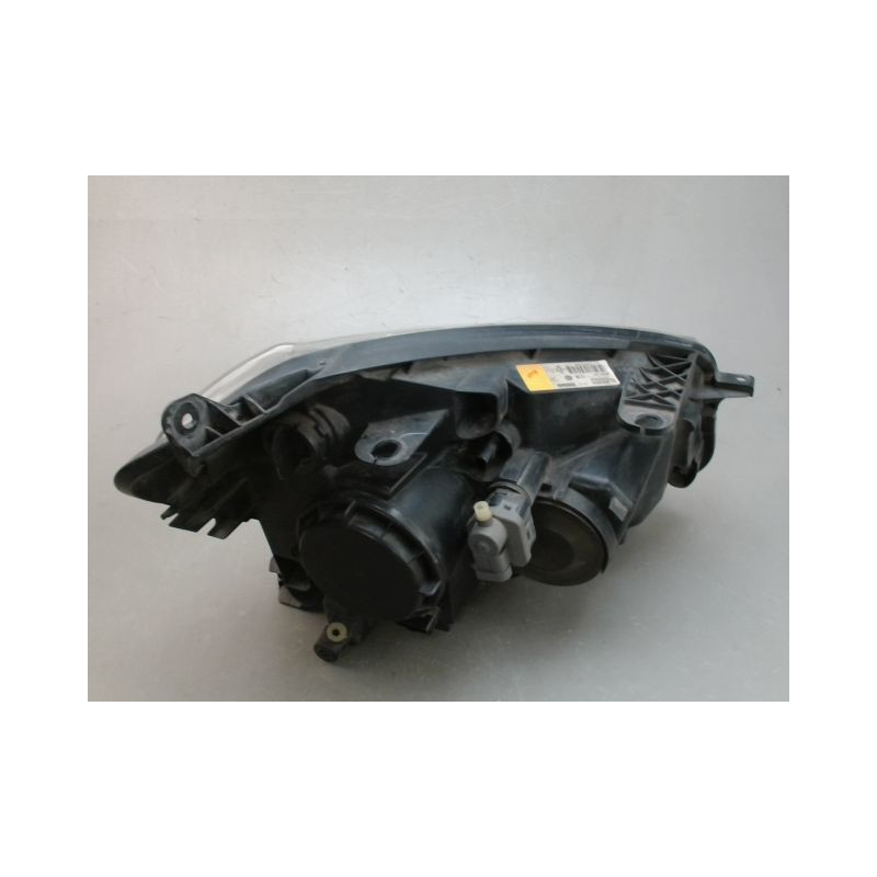 PHARE GAUCHE NISSAN QASHQAI