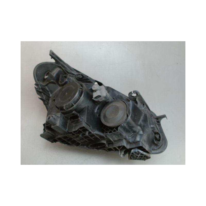 PHARE GAUCHE NISSAN QASHQAI