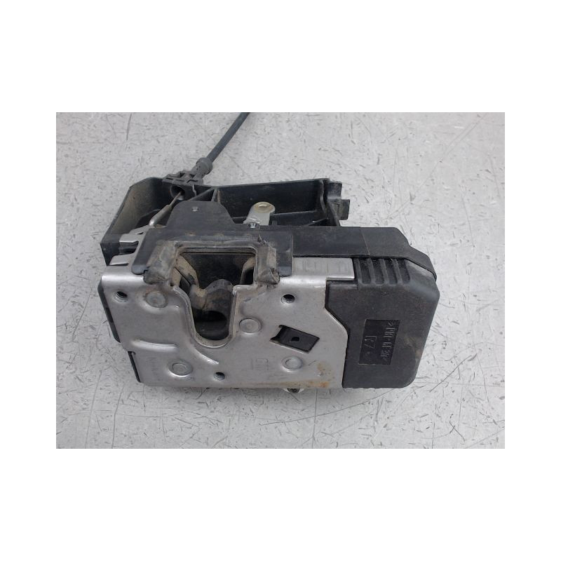 SYSTEME CONDAMNATION AVANT DROIT RENAULT TRAFIC