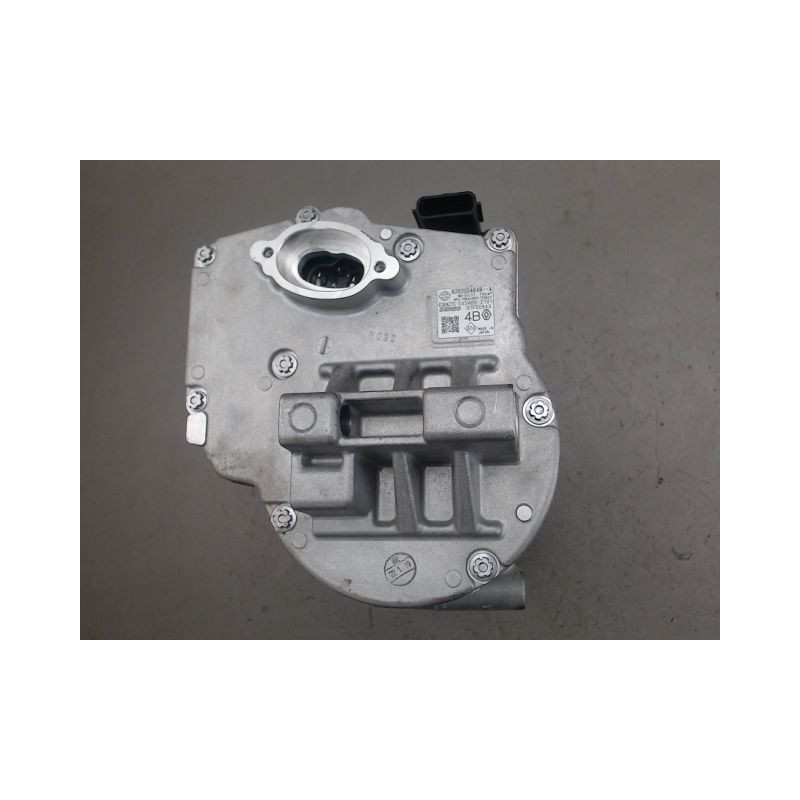 COMPRESSEUR AIR CONDITIONNE NISSAN JUKE