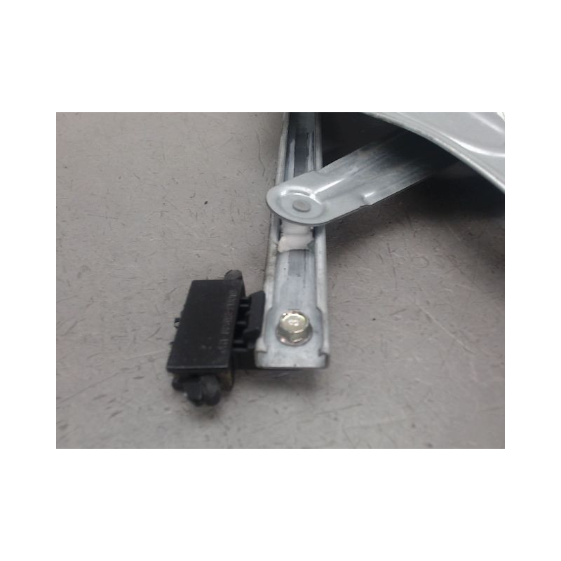 MECANISME LEVE-GLACE AVANT GAUCHE HYUNDAI IX35