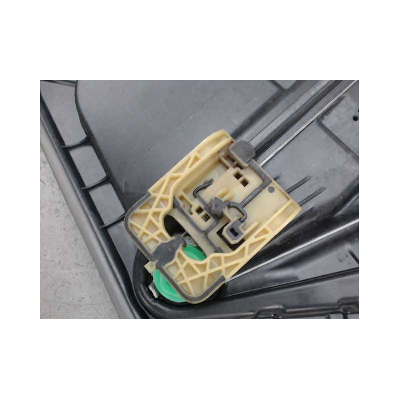 MECANISME LEVE-GLACE ARRIERE DROIT VOLVO V40