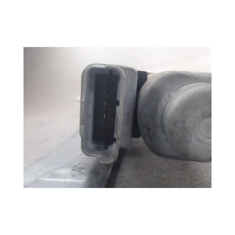 MECANISME LEVE-GLACE AVANT GAUCHE PEUGEOT 207