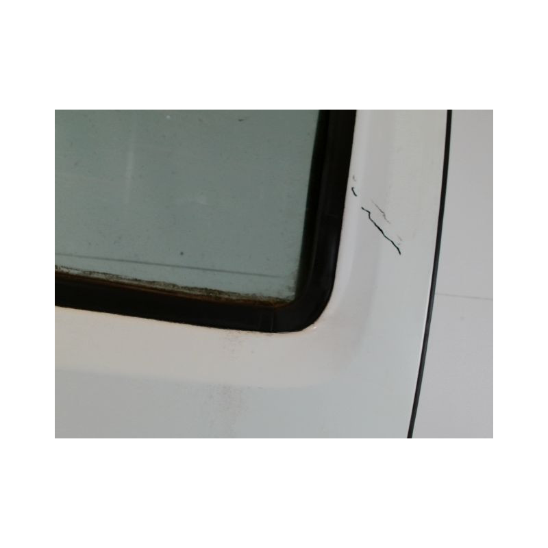 PORTE ARRIERE DROIT NISSAN NAVARA 1  DIESEL