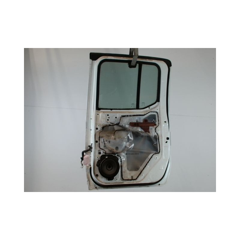PORTE ARRIERE DROIT NISSAN NAVARA 1  DIESEL
