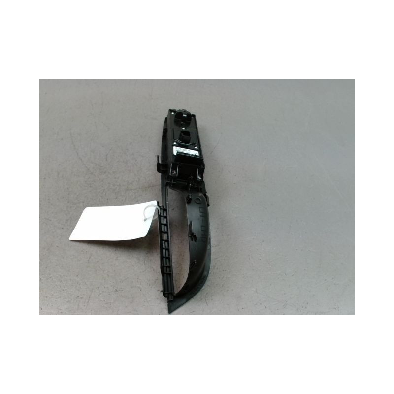 COMMANDE LEVE-GLACE PORTE AVG FORD FOCUS III Phase 2 2014-...