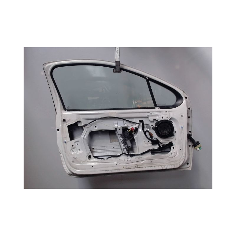 PORTE AVANT GAUCHE PEUGEOT 207 3P