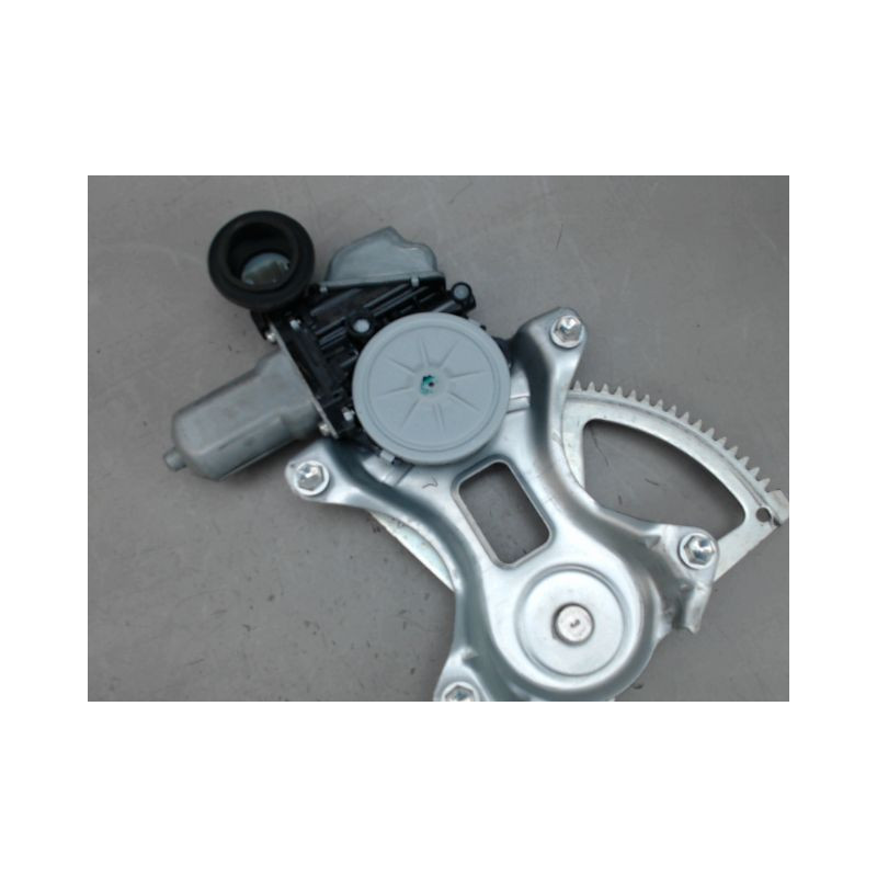 MECANISME LEVE-GLACE AVANT GAUCHE TOYOTA VERSO-S