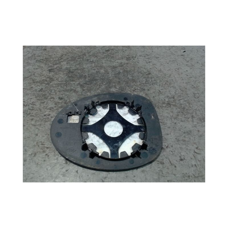 GLACE RETROVISEUR EXT D RENAULT TWINGO 93-98