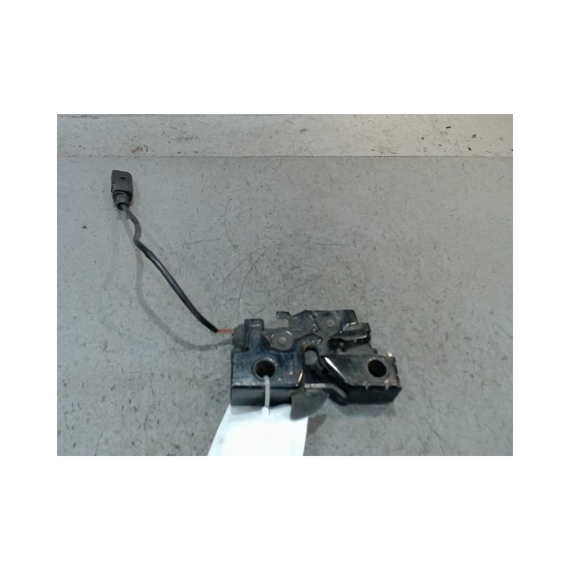 SERRURE CAPOT VOLKSWAGEN POLO
