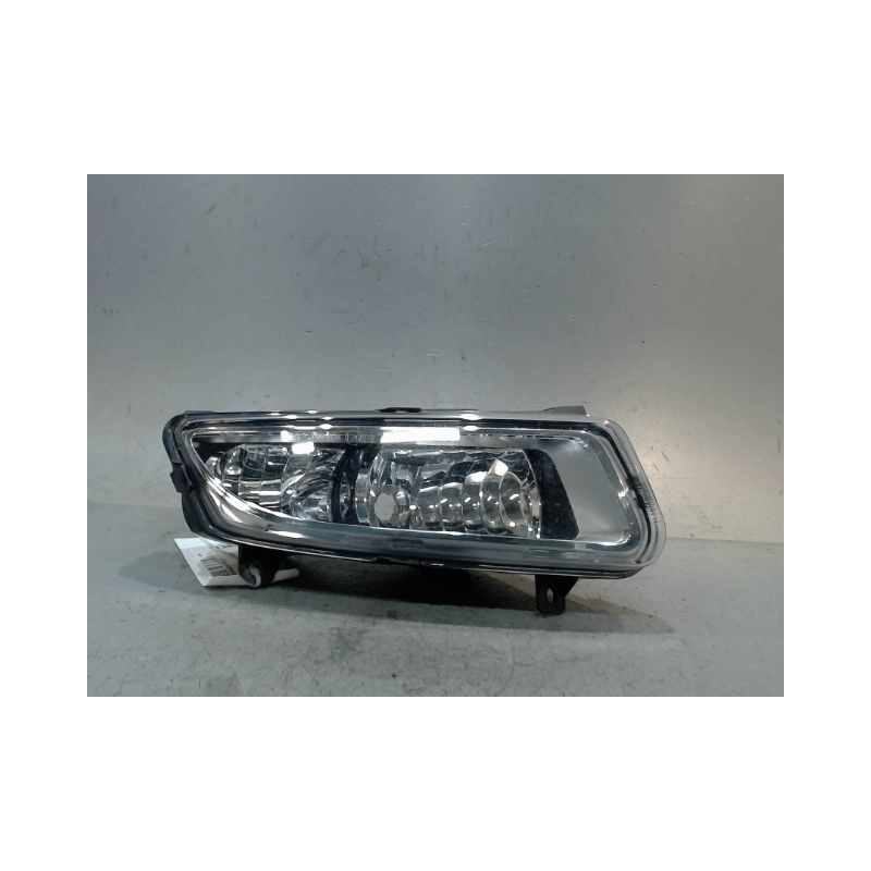 PHARE ANTIBROUILLARD AVANT DROIT VOLKSWAGEN POLO
