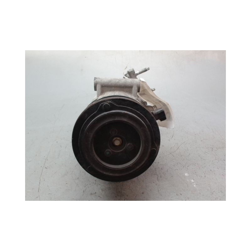 COMPRESSEUR AIR CONDITIONNE FORD FIESTA 2010-